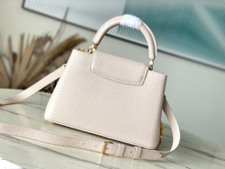 Louis Vuitton Capucines BB