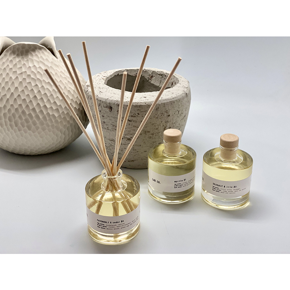 Диффузор ароматический 100мл Ambientair Lab Co Пачули и кедр