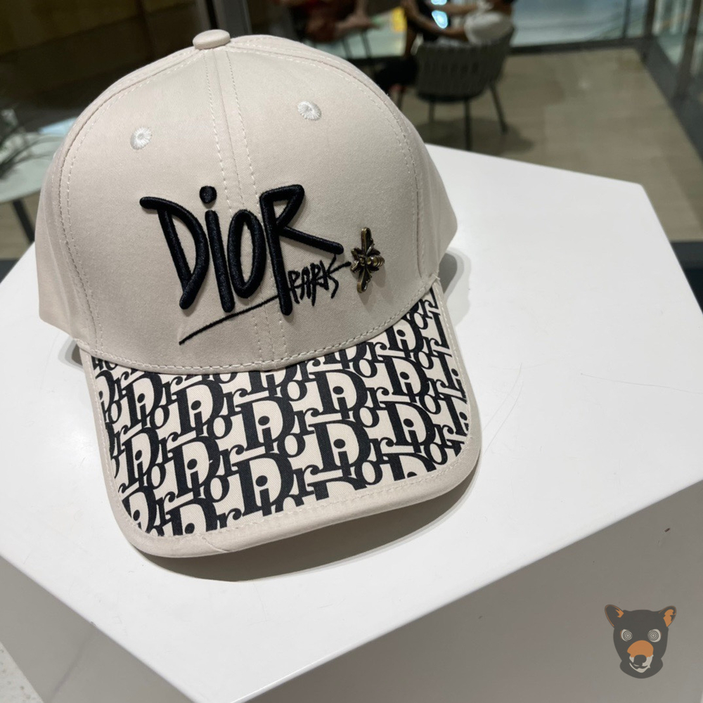 Кепка Dior