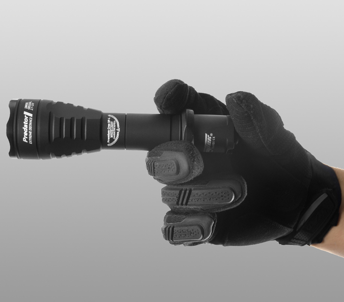 Тактический фонарь Armytek Predator XP-E2 Green (F01602BG)