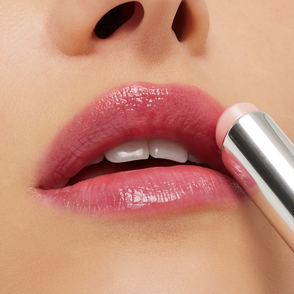 MAC Cosmetics Glow Play Lip Balm - Питательный и увлажняющий бальзам для губ, 3,14 g