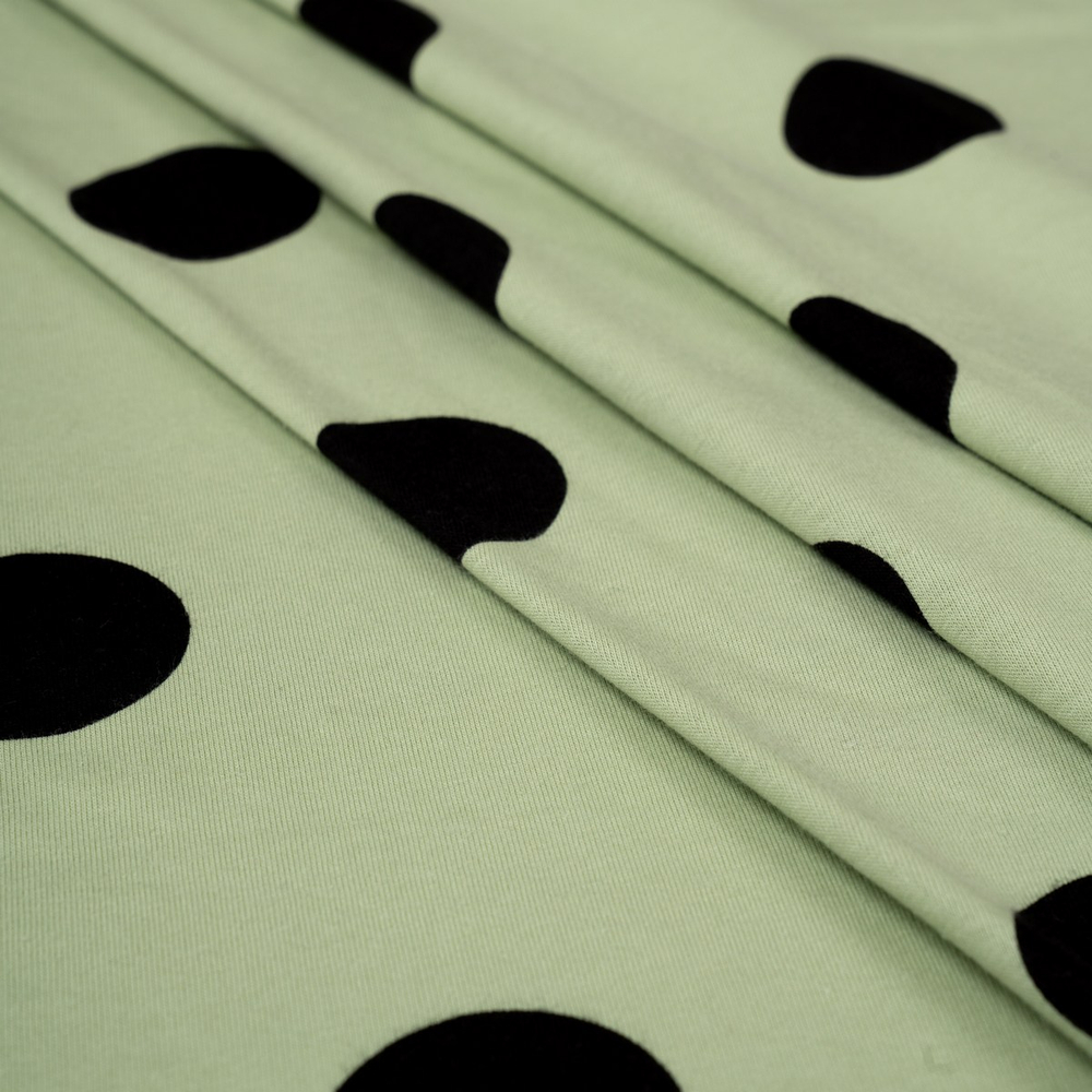 Кулирная гладь с рисунком, 100% хлопок, 150 гр/м2, св.зелёный/чёрный (20237)