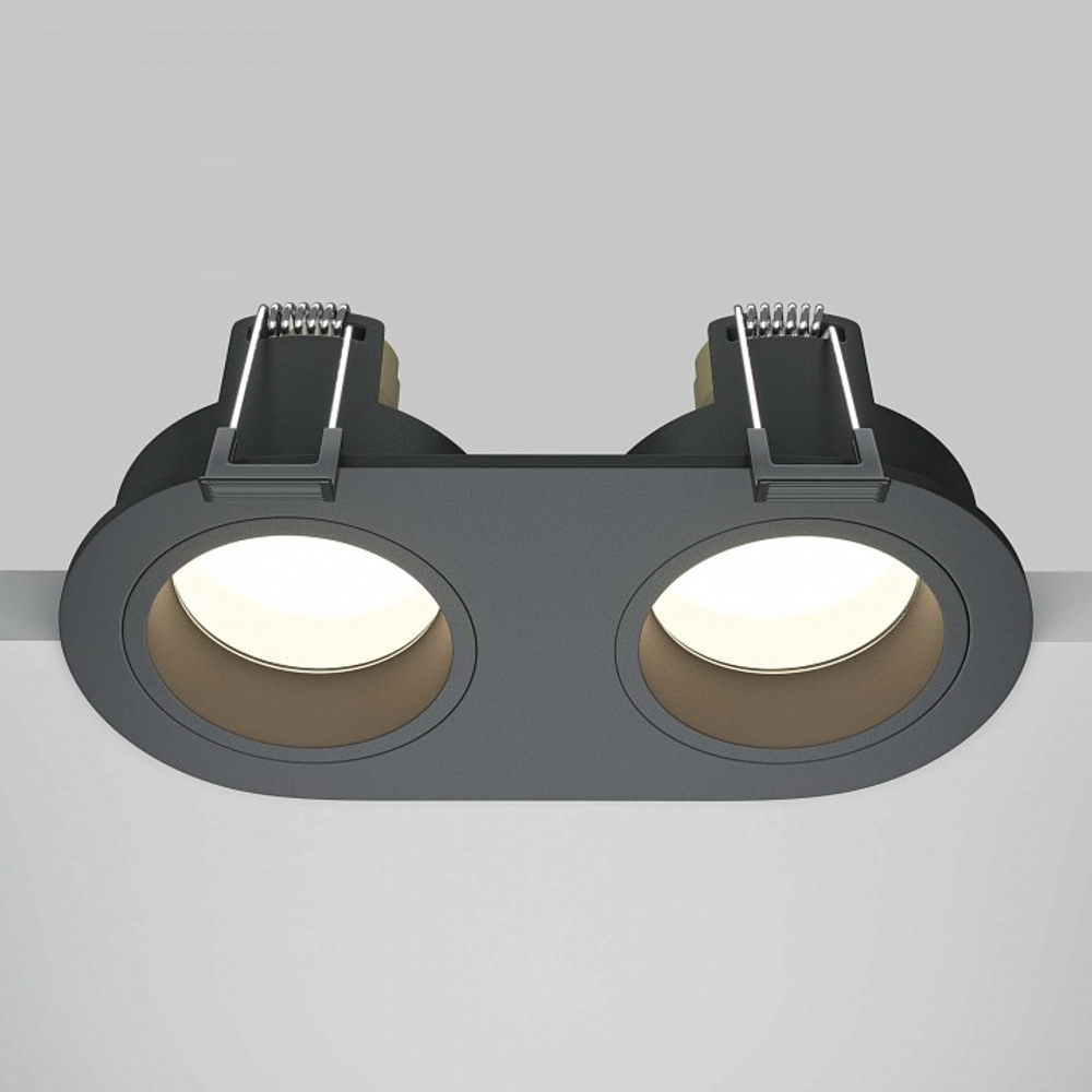 Встраиваемый светильник Maytoni Technical Share DL126-02-GU10-B