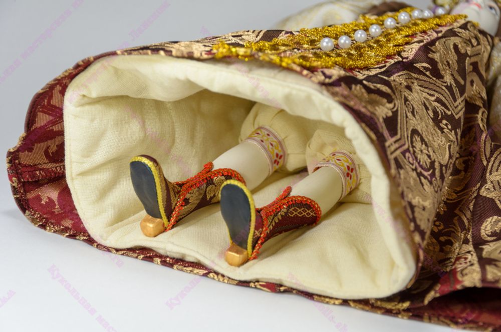 Интерьерная кукла Царевна в венце