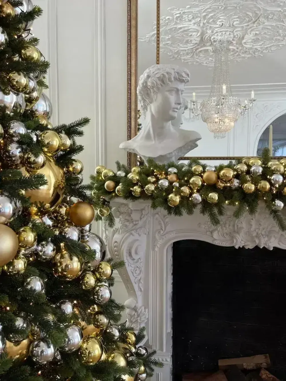 Елка с гирляндой «Эрмитажная» (Литая хвоя) 180 см / 1,8 м