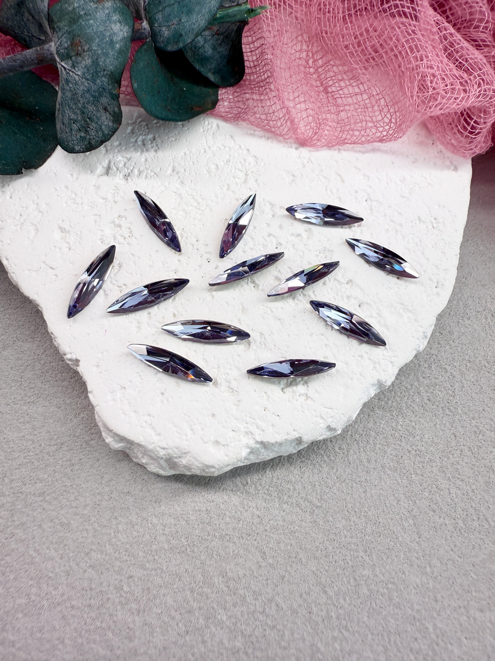 Наветт Navette spfinx 15*4 мм, Tanzanite