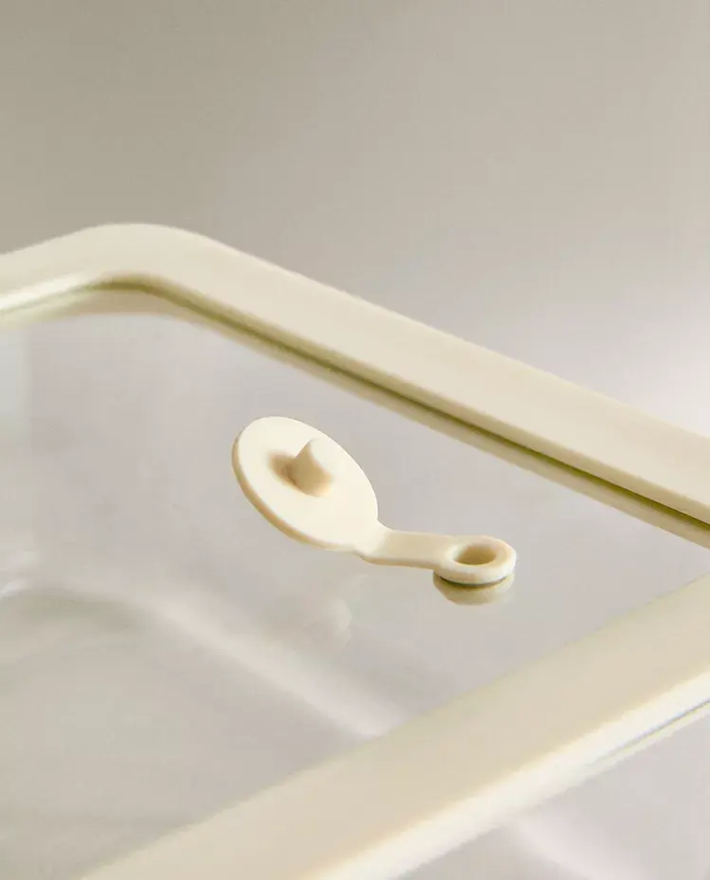 ZARA HOME ГЕРМЕТИЧНЫЙ КОНТЕЙНЕР ДЛЯ ПИЩЕВЫХ ПРОДУКТОВ, 1400 МЛ, КРЕМОВЫЙ