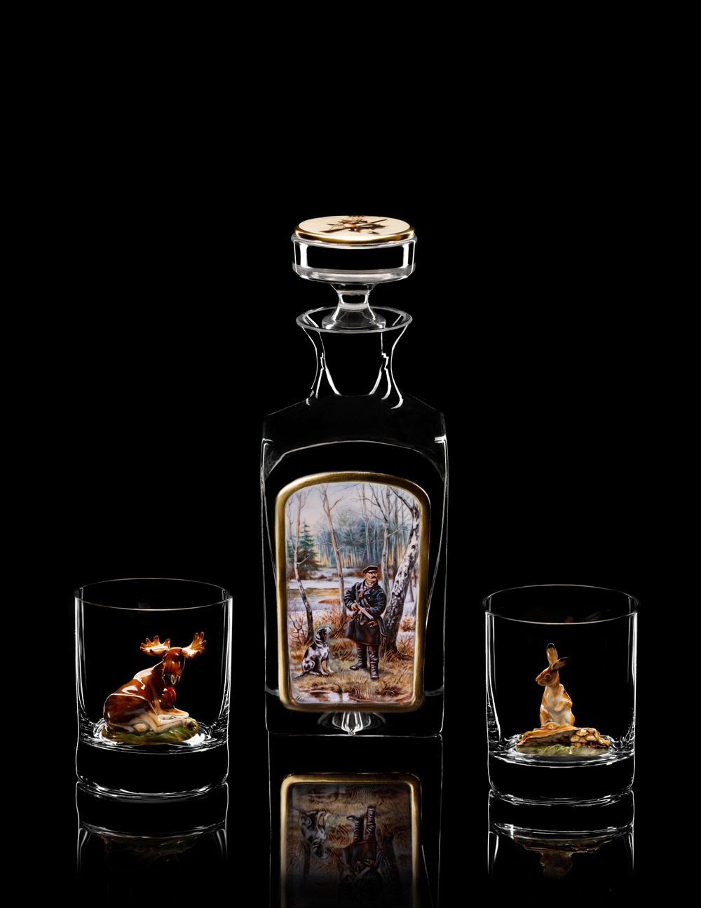 Подарочный набор "Русская Охота Штоф" в футляре из ореха.