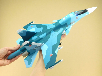 Модель самолета Су-34 (М1:48 ВВС России, RF-95845, 17)
