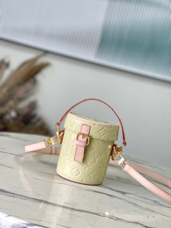 Louis Vuitton Astor