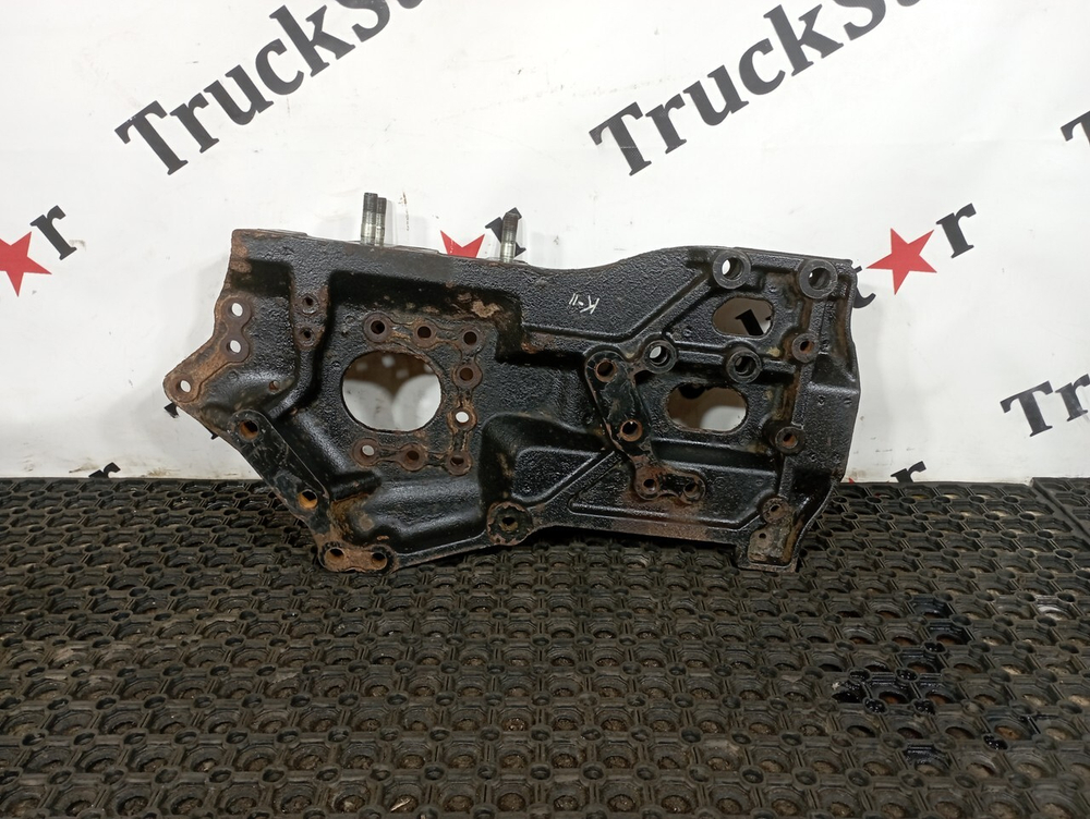 Кронштейн рессоры передней левый 2016г.