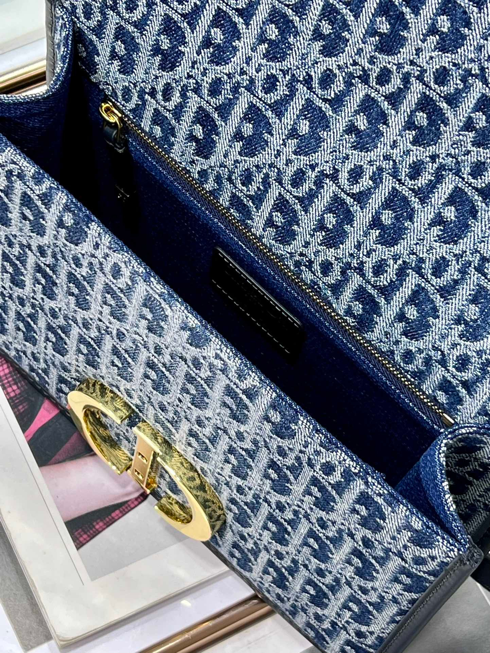 Christian Dior 30 Montaigne Bag