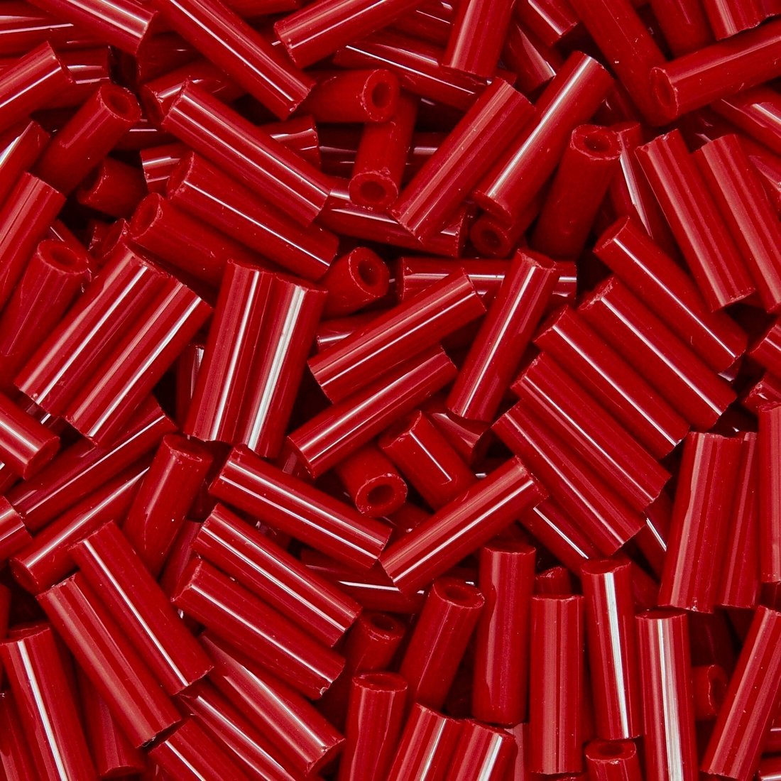 Японский бисер TOHO Bugle (стеклярус) 6mm (№45), непрозрачный глянцевый