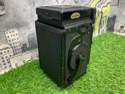 Yashica Mat-124 G
