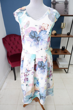 Платье My style светлое 40 размер