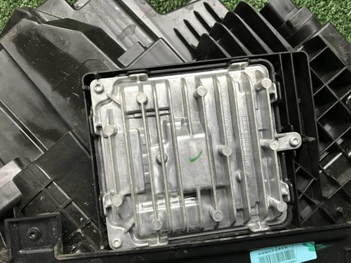 Фара левая Geely Monjaro (2021-н.в.) LED