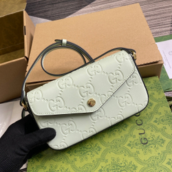 Gucci GG Super Mini Shoulder Bag 21 cm