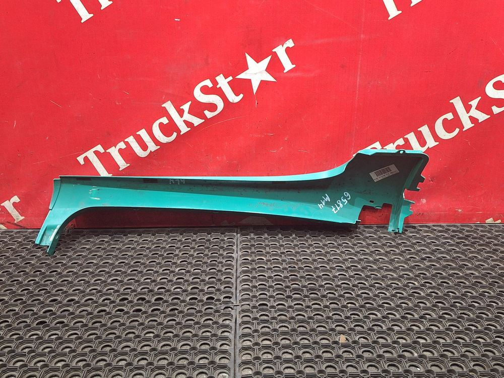 Накладка стойки лобового стекла левой 2017 г.