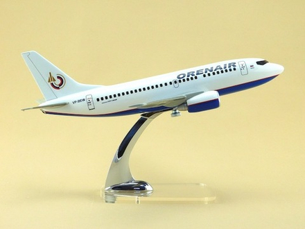 Модель самолета Boeing 737-500 (М1:100, Orenair)