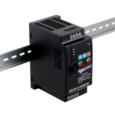 Преобразователь INNOVERT ISD551M43E mini PLUS, 0.55 кВтx380 В, выходной ток 2.0 А