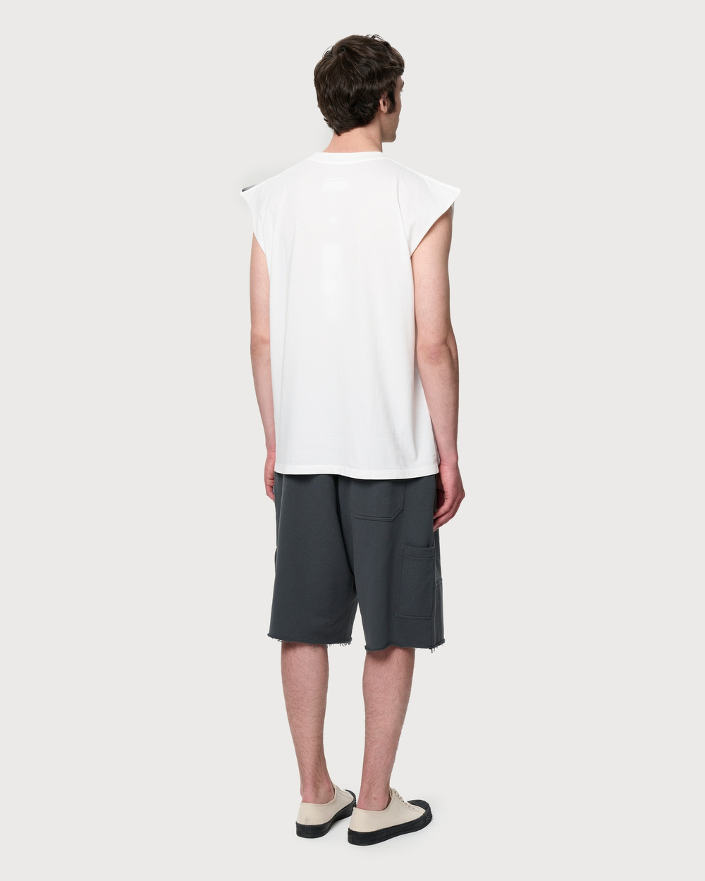 MM6 MAISON MARGIELA ШОРТЫ МУЖСКИЕ УКОРОЧЕННЫЕ СЕРЫЕ