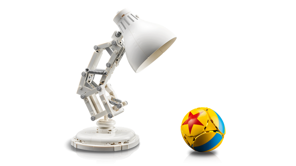 Конструктор лего IDEAS 21357 "Disney Pixar: Люксо-младший"