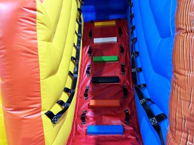 Надувной батут "Веселый кораблик", 7x5x5 м.