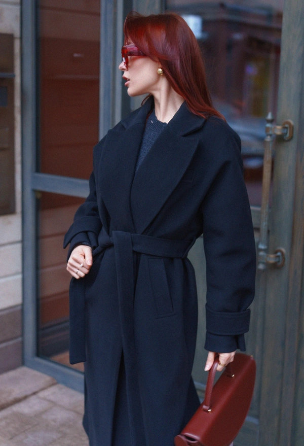 Пальто черное