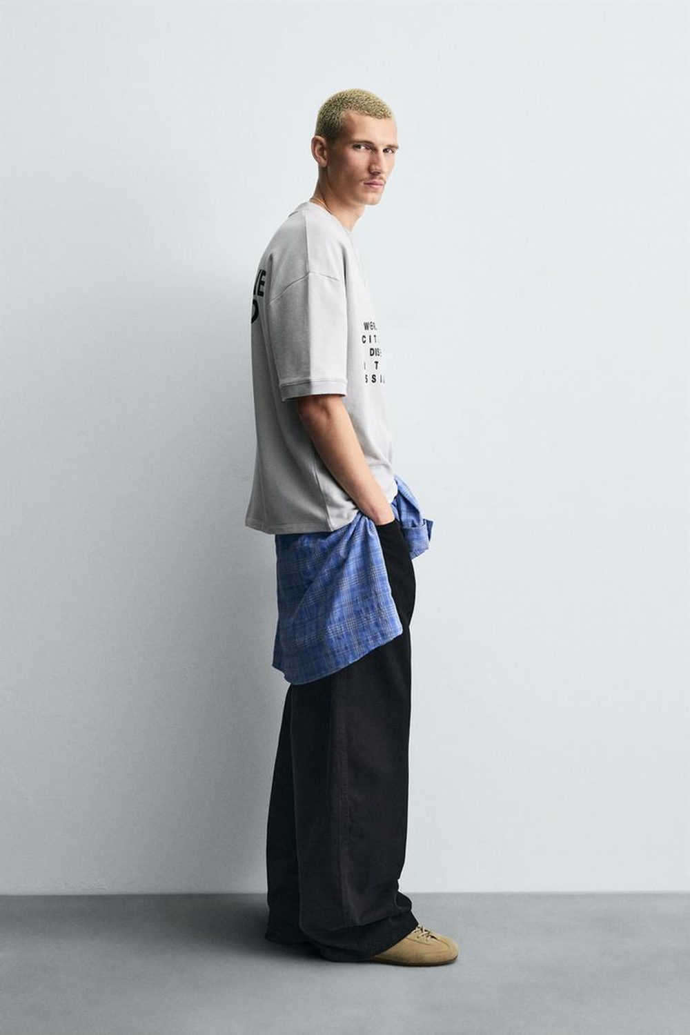 ZARA ТОЛСТОВКА С КОМБИНИРОВАННЫМИ ПРИНТАМИ, ЦВЕТ ЛЬДА