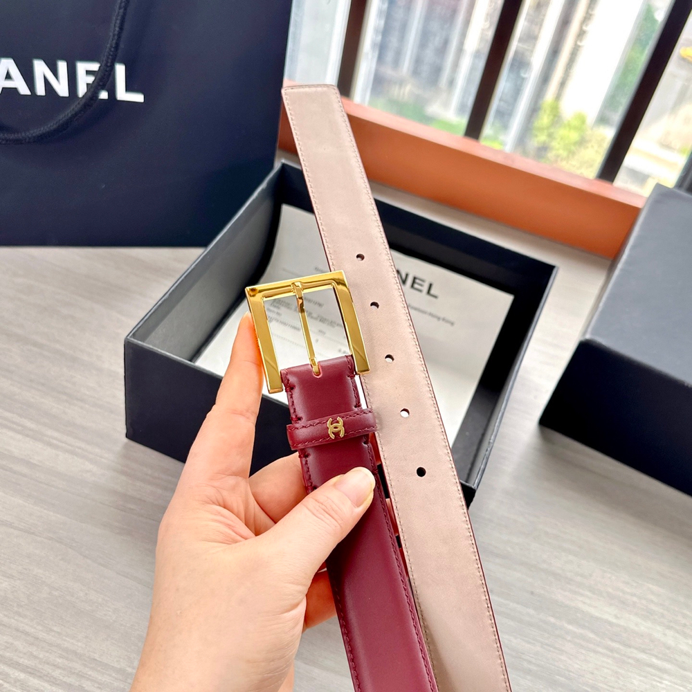 Ремень из гладкой телячьей кожи