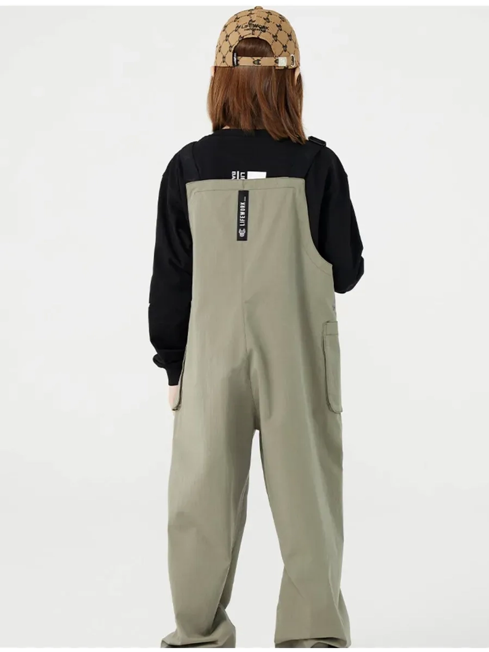 Комбинезон на молнии