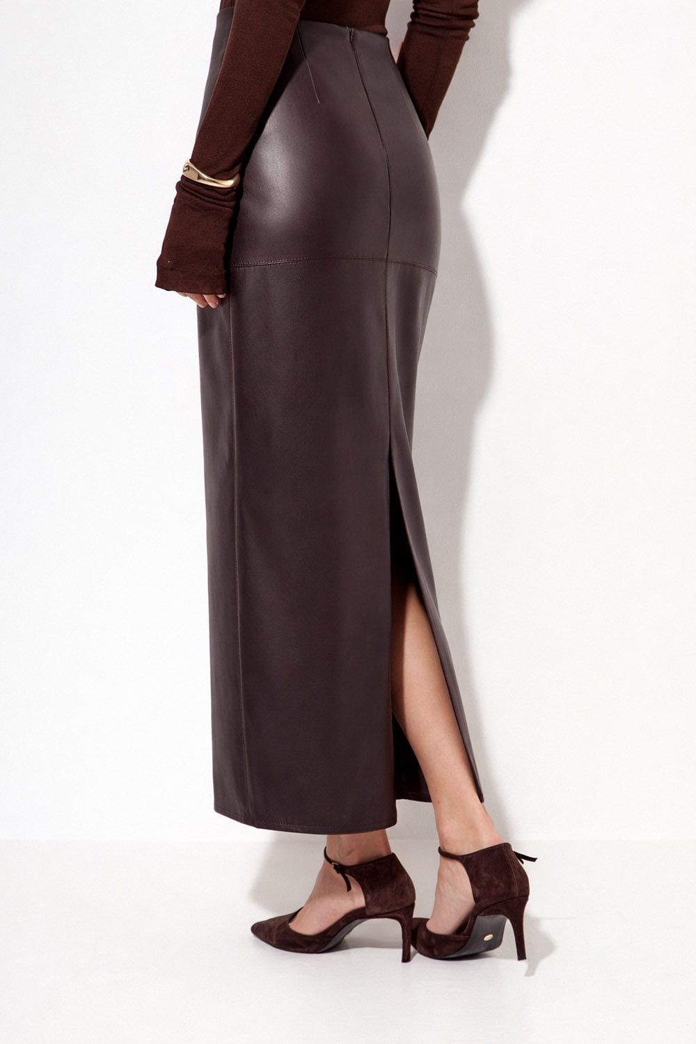 Юбка карандаш из экокожи шоколадного цвета