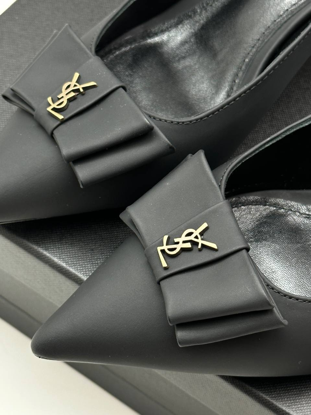 Туфли Yves Saint Laurent