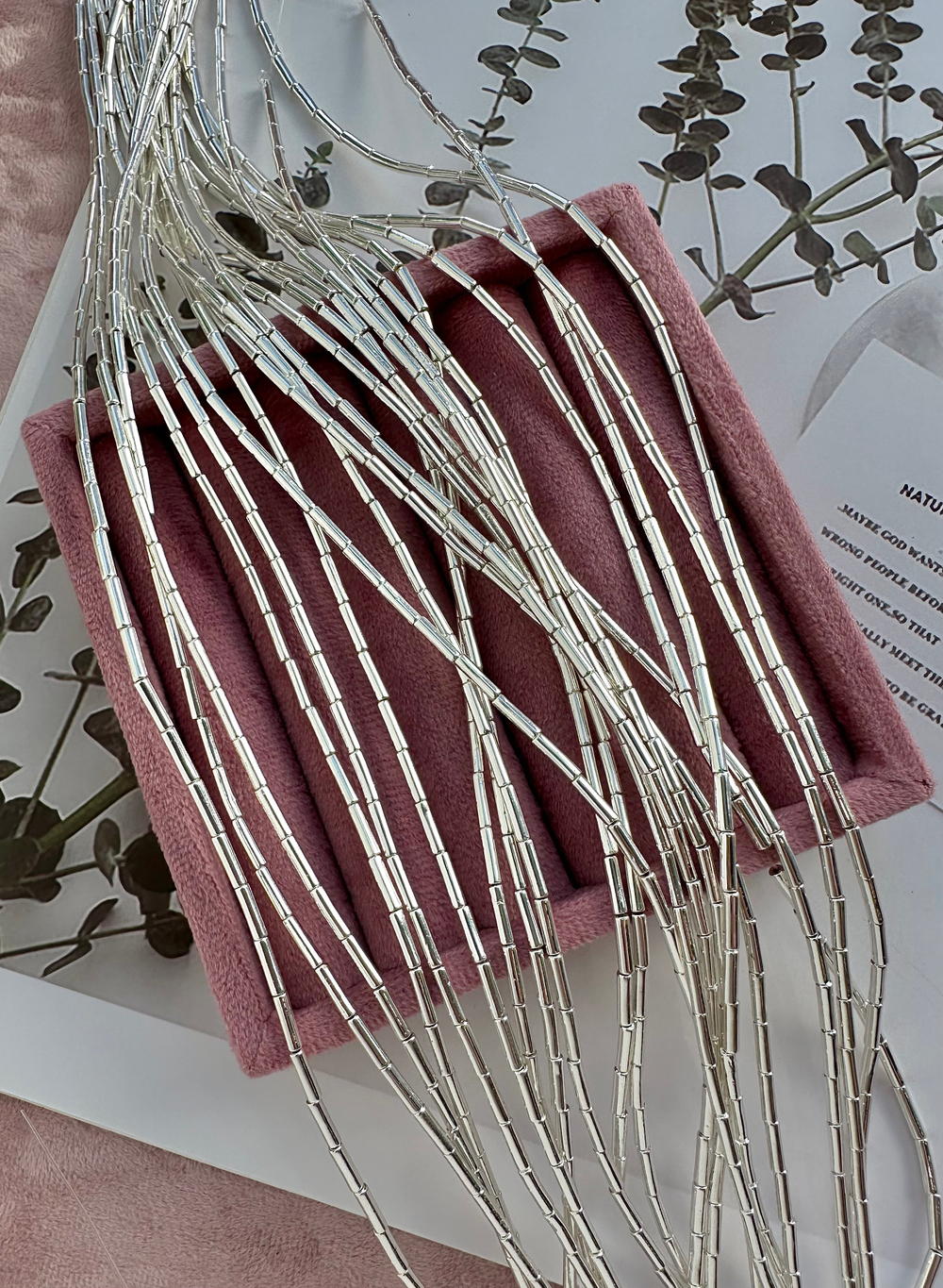 Нить гематитовых бусин "Трубочки" 2х8мм (уценка)