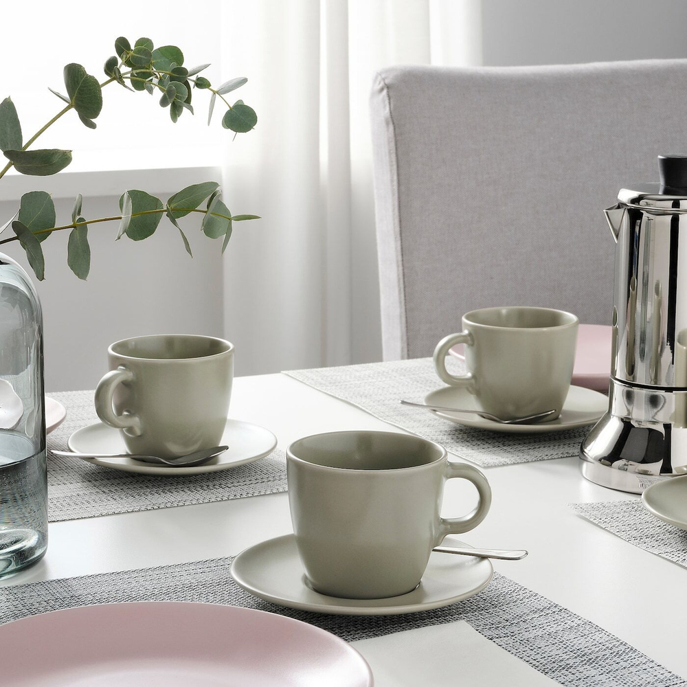 IKEA FÄRGKLAR  (ИКЕА ФÄРГКЛАР)  -  Чашка с блюдцем, матовая зелень, 25 мл