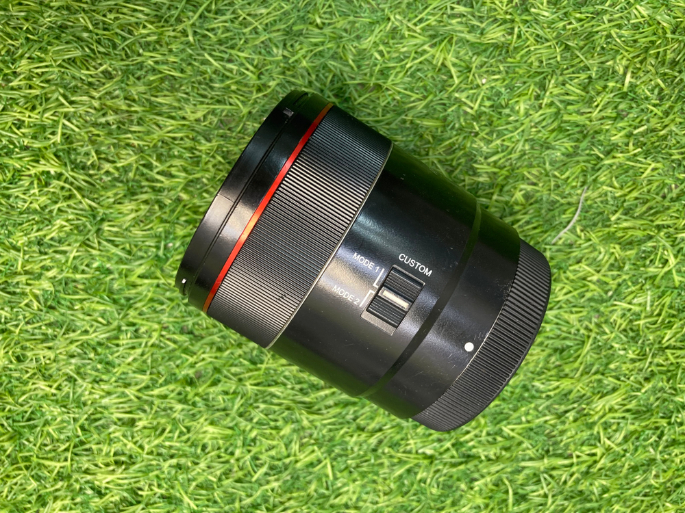 Samyang AF 75mm 1.8 Sony E