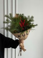 Хвоя - охапка для вазы из пихты, кедра, илекса и туи