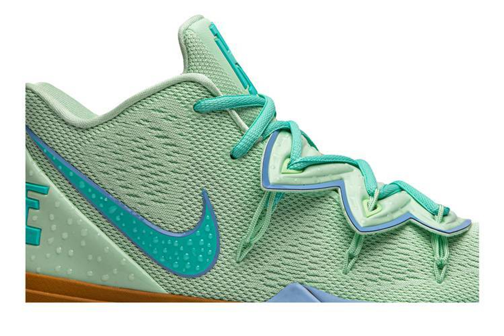 Nike spongebob kyrie on sale