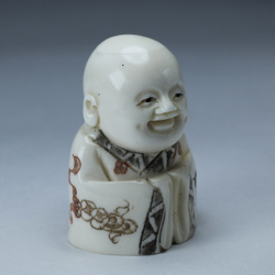 Нэцкэ Ребенок в кимоно