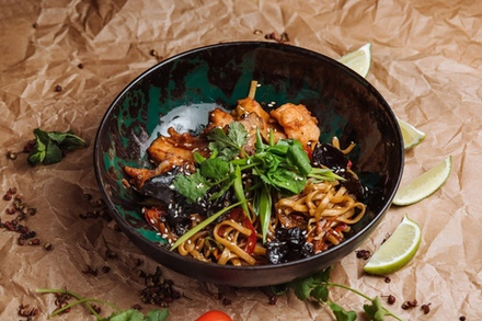 WOK с курицей