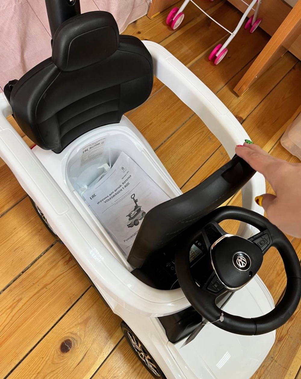 NINGBO PRINCE Каталка Volkswagen (ручка, бампер, подставка для ног) White/Белый