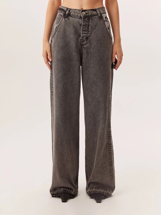 Джинсы FINDING TRUE BEAUTY серого цвета