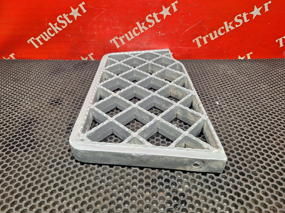 Ступенька подножки 2023г.