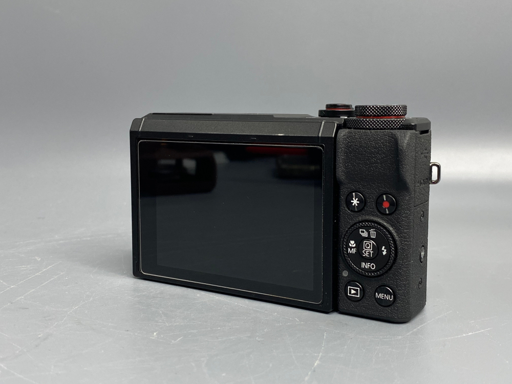 Canon PowerShot G7X Mark III