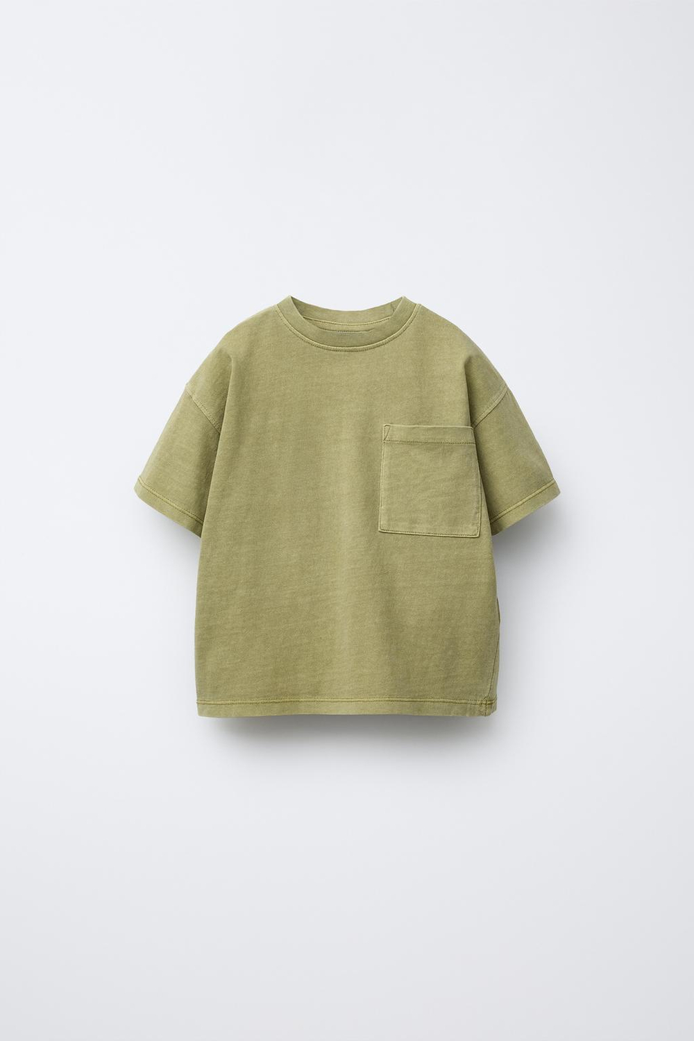 ZARA ФУТБОЛКА GARMENT DYE С КАРМАНОМ, ХАКИ