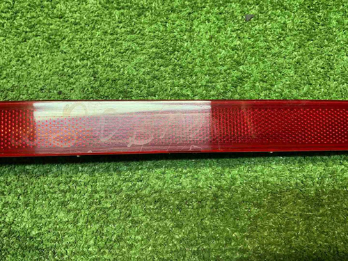 Катафот центральный Hyundai Santa Fe 4 TM (20-24)