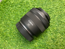 Canon RF 35mm 1.8 Macro IS STM