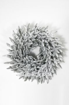 Венок Королевский Заснеженный 45см