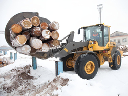 Бревнозахват на Телескопический погрузчик New Holland