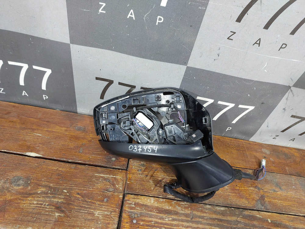 Зеркало правое 8 pin Mazda CX-9 2 (TC) 16-нв Б/У Оригинал